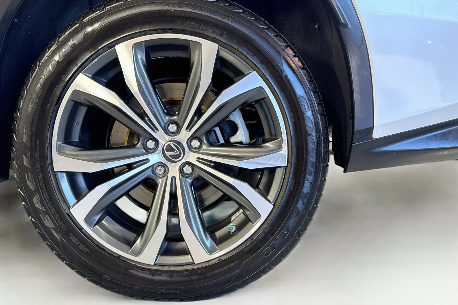 Used 2018 Eminent White Pearl Lexus RX 350 image 30