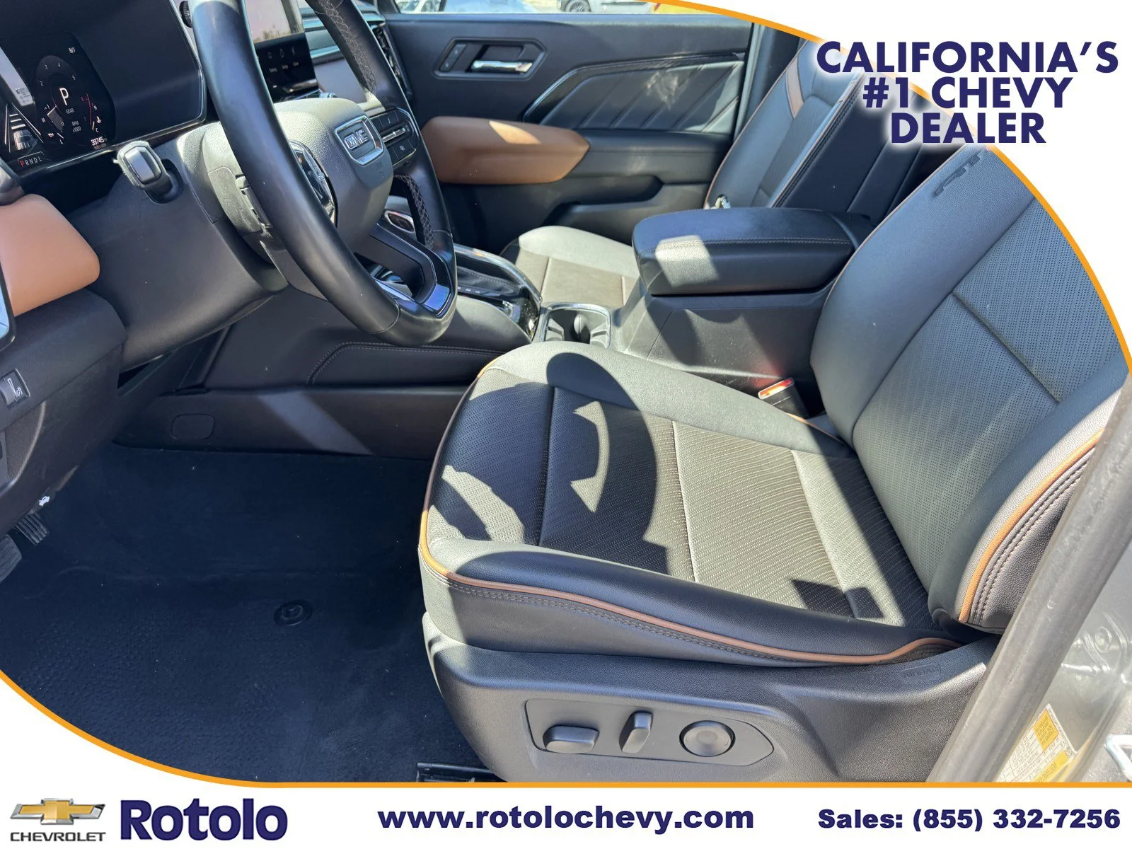Used 2024 Sterling Metallic GMC 4WD AT4 image 17