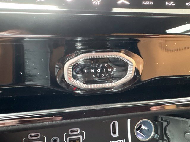 New 2027 High-Gloss Black Paint Jeep Summit image 23