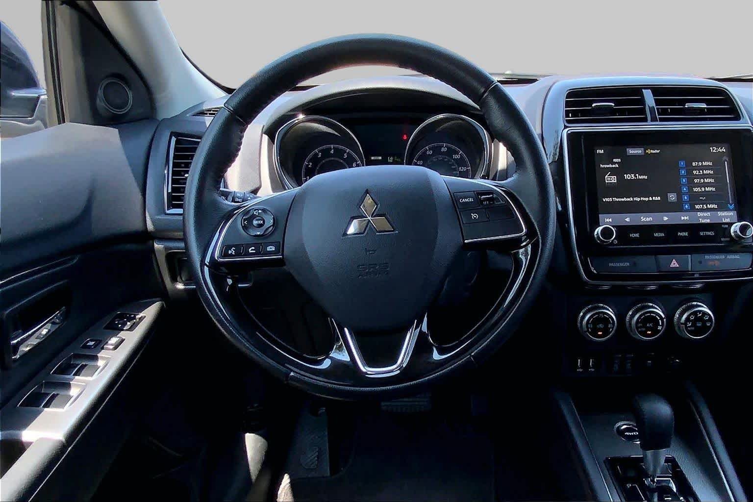 Pre-Owned 2025 Mitsubishi Outlander Sport SE