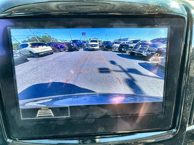 Used 2020 Gray Chevrolet LT image 23
