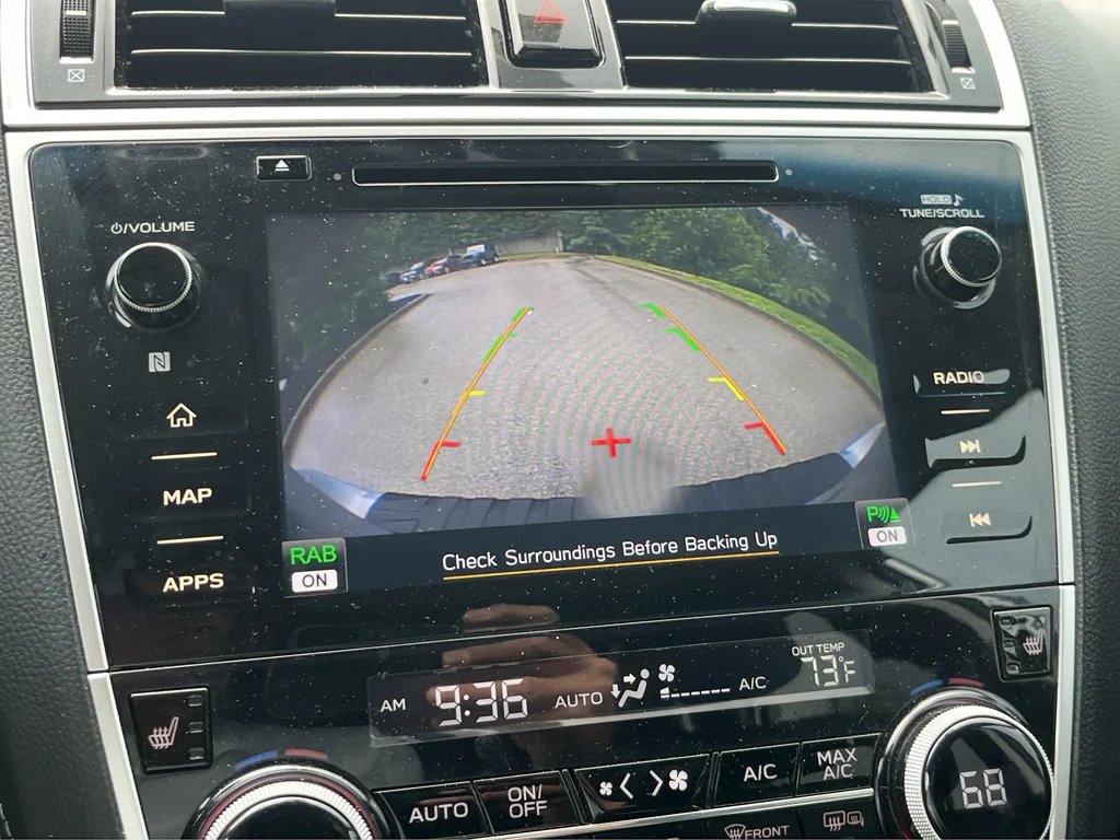 Used 2019 Ice Silver Metallic Subaru Limited image 14