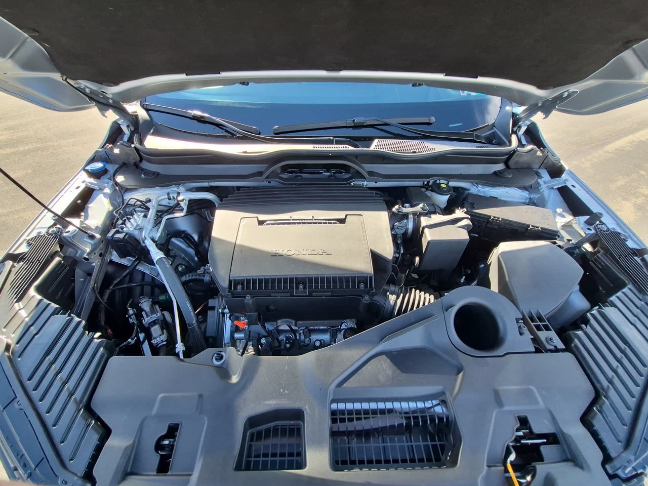 New 2026 Solar Silver Metallic Honda Black Edition AWD image 30