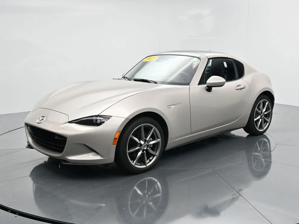 Used 2022 Silver Mazda Grand Touring image 3