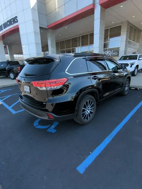 Used 2017 Black Toyota SE image 8