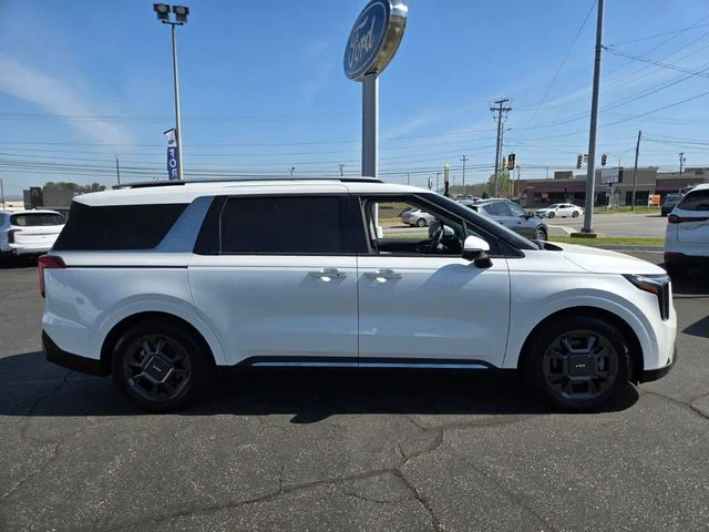 Used 2025 White Kia SX image 9