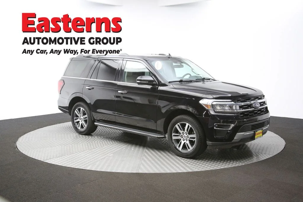 Used 2023 Black Ford Limited image 49