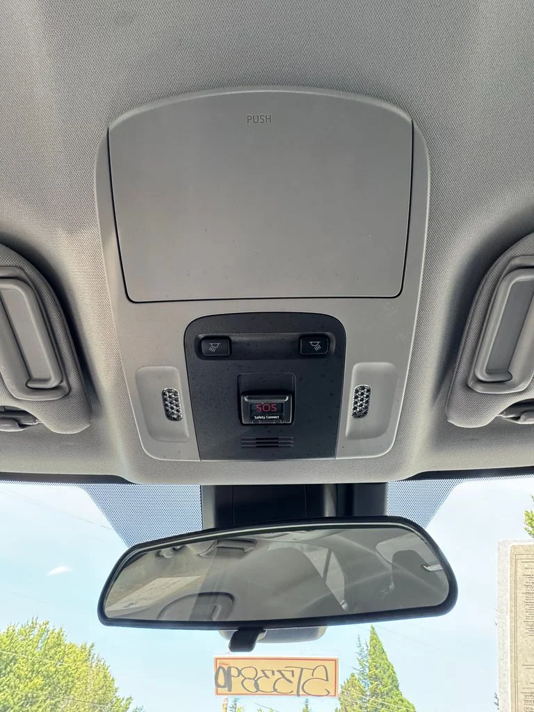 Used 2019 Midnight Black Metallic Toyota LE image 19