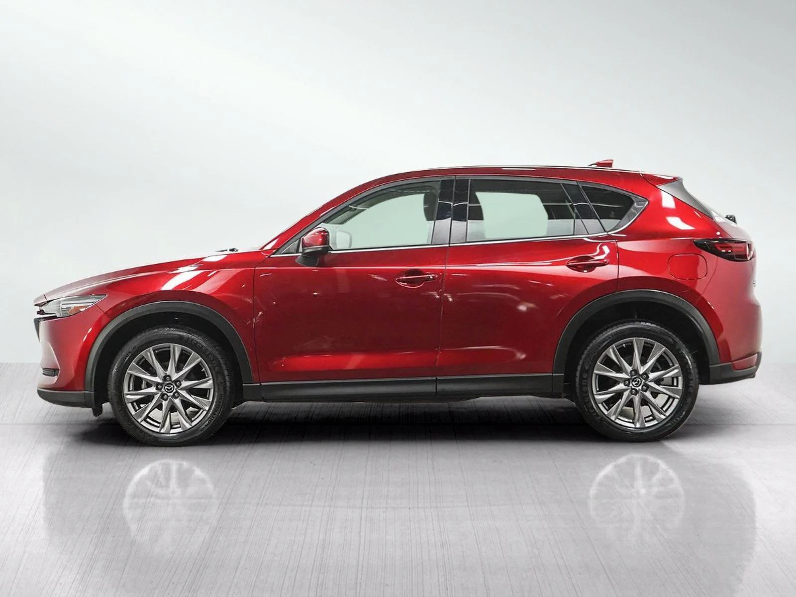 Used 2019 Soul Red Crystal Metallic Mazda Grand Touring image 2