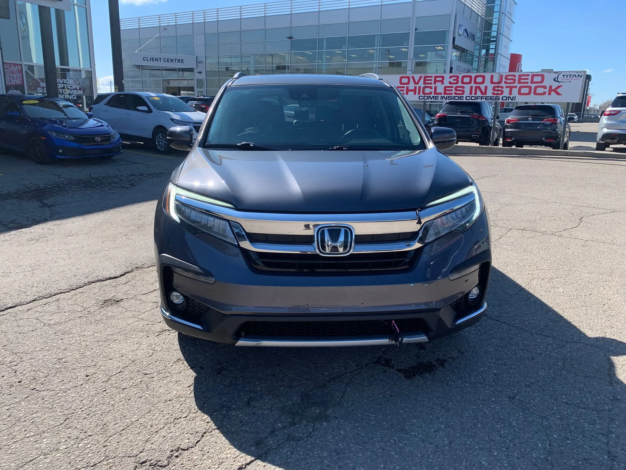 Certified Used 2021 Gray Honda Touring image 4