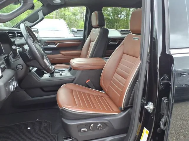 Used 2023 Onyx Black GMC Denali Ultimate image 23