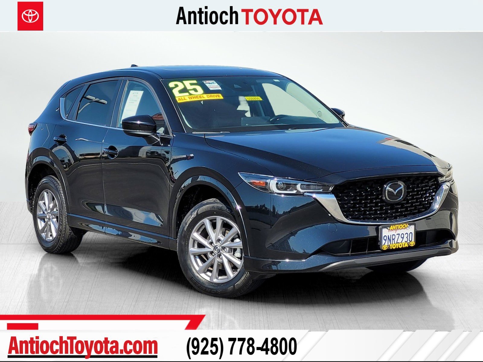 Used 2025 Jet Black Mica Mazda 2.5 S Preferred Package image 1