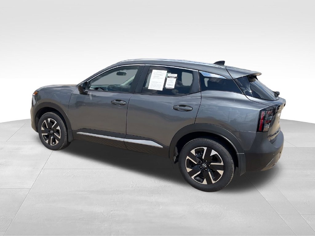Used 2026 Gray Nissan SV image 3