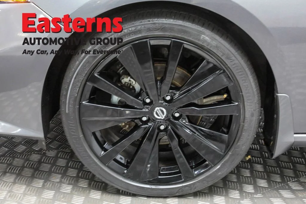 Used 2022 Gray Nissan 2.5 SR image 31