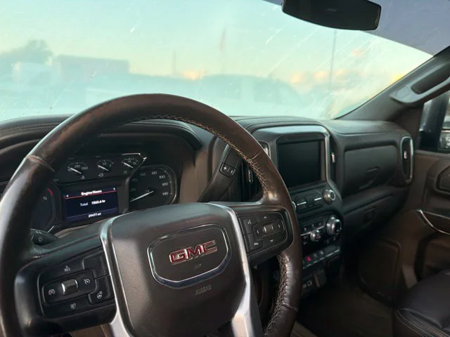 Used 2023 Blue GMC SLE image 11