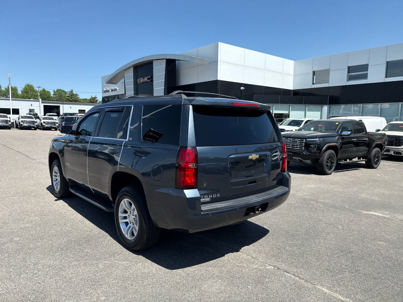 Used 2019 SHADOW GRAY METALLIC Chevrolet LT image 3