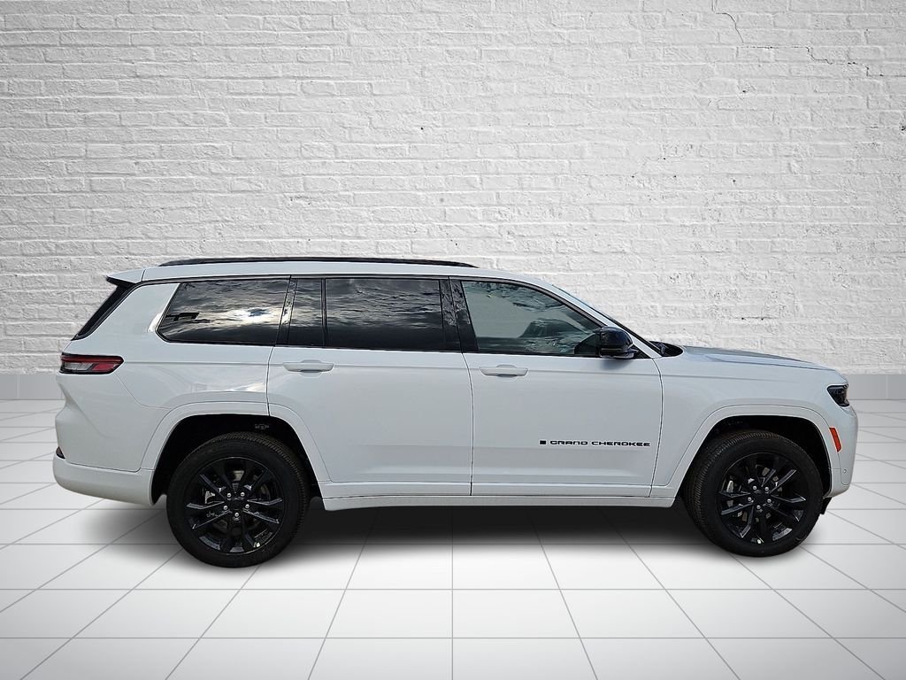 New 2026 Bright White Clearcoat Jeep Limited Reserve image 5