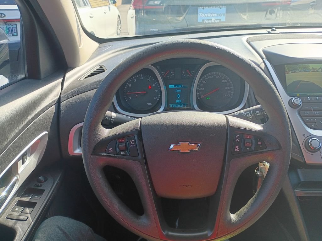 Used 2016 Silver Ice Metallic Chevrolet LS image 22