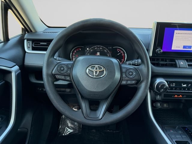 2023 Toyota RAV4 XLE - Photo 11