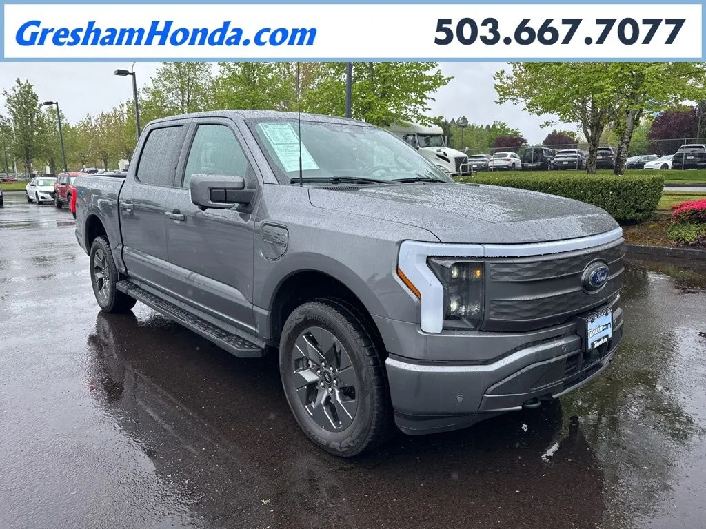 2023 Ford F-150 Lariat 4x4 SuperCrew 5-1/2 Box's photo