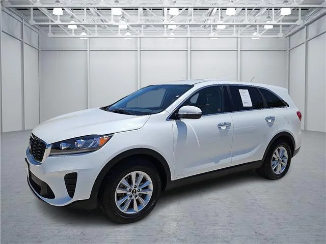 Used 2020 Snow White Pearl KIA 2.4L LX All-wheel Drive image 1