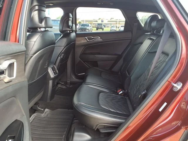 Used 2024 Red Kia X-Line image 24