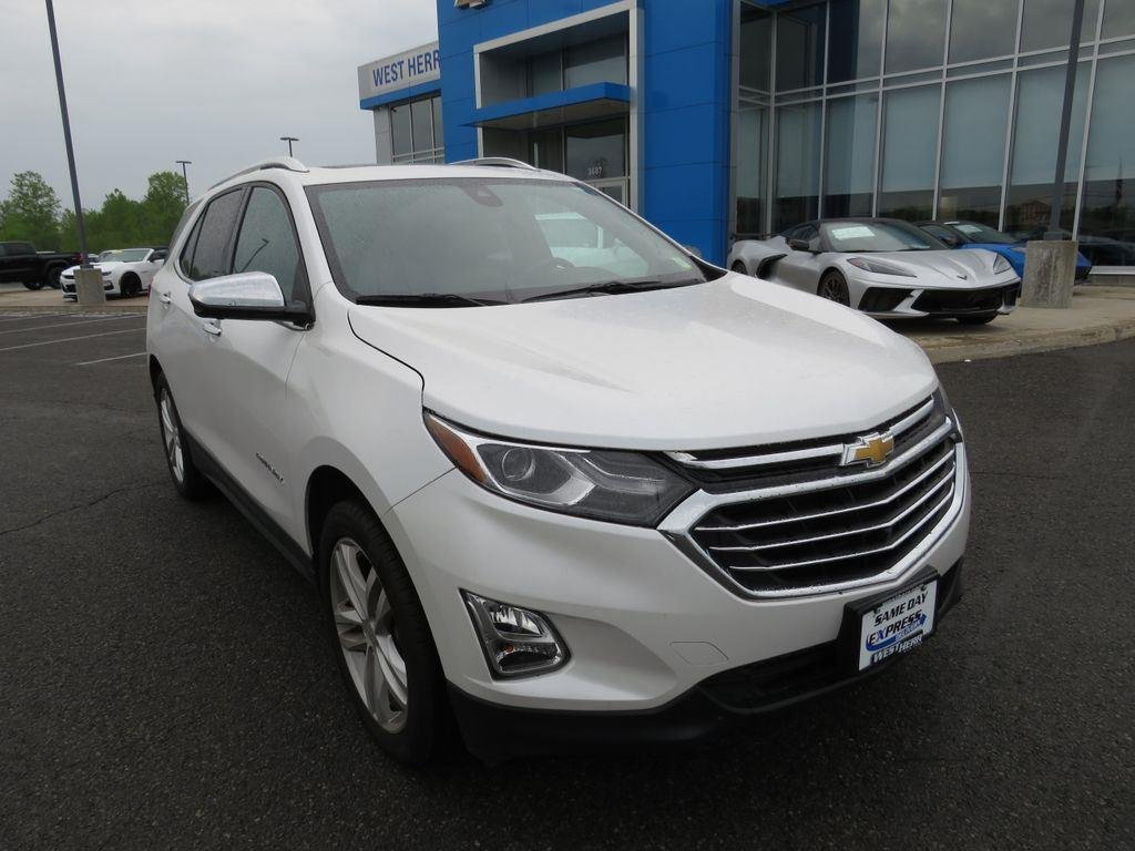 Used 2021 Pearl Chevrolet Premier image 3