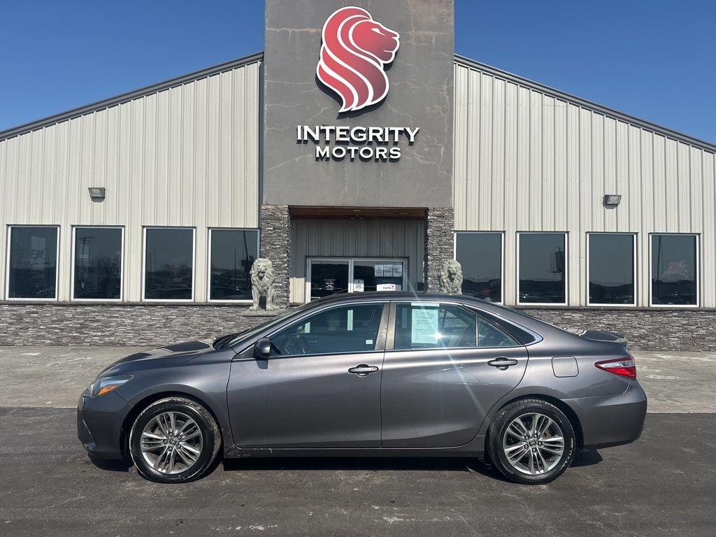 2015 Toyota Camry LE