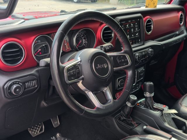 Used 2021 Red Jeep Unlimited Rubicon image 13