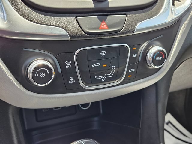 2019 Chevrolet Equinox LS - Photo 22