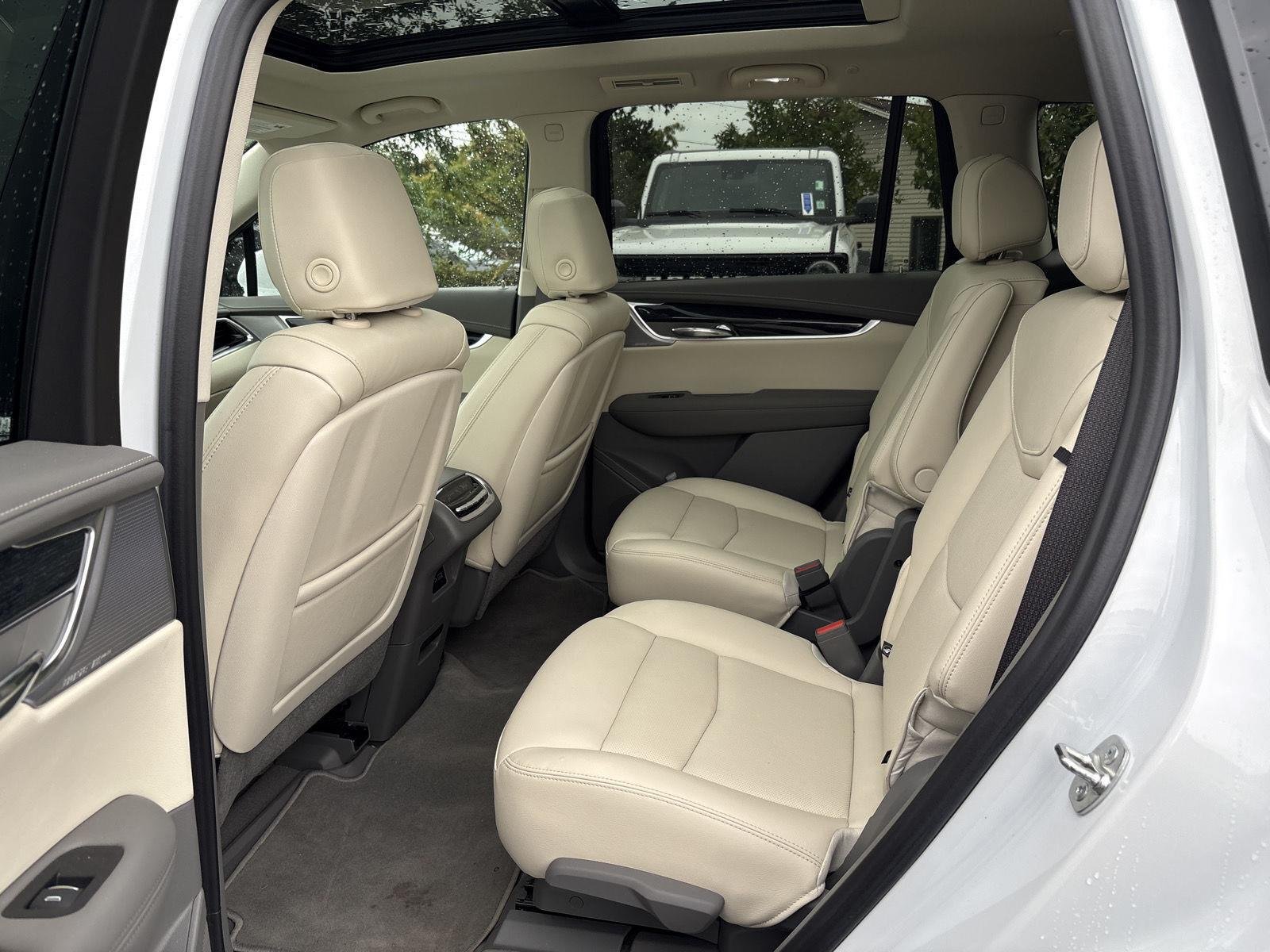 Used 2025 Crystal White Tricoat Cadillac AWD Premium Luxury image 15
