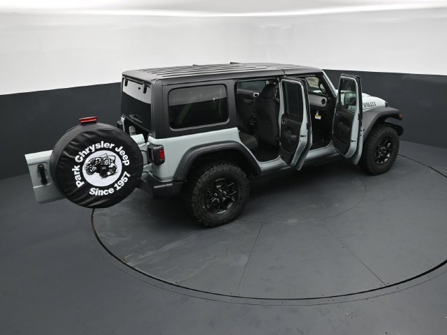 New 2027 Earl Clear-Coat Exterior Paint Jeep Willys image 30