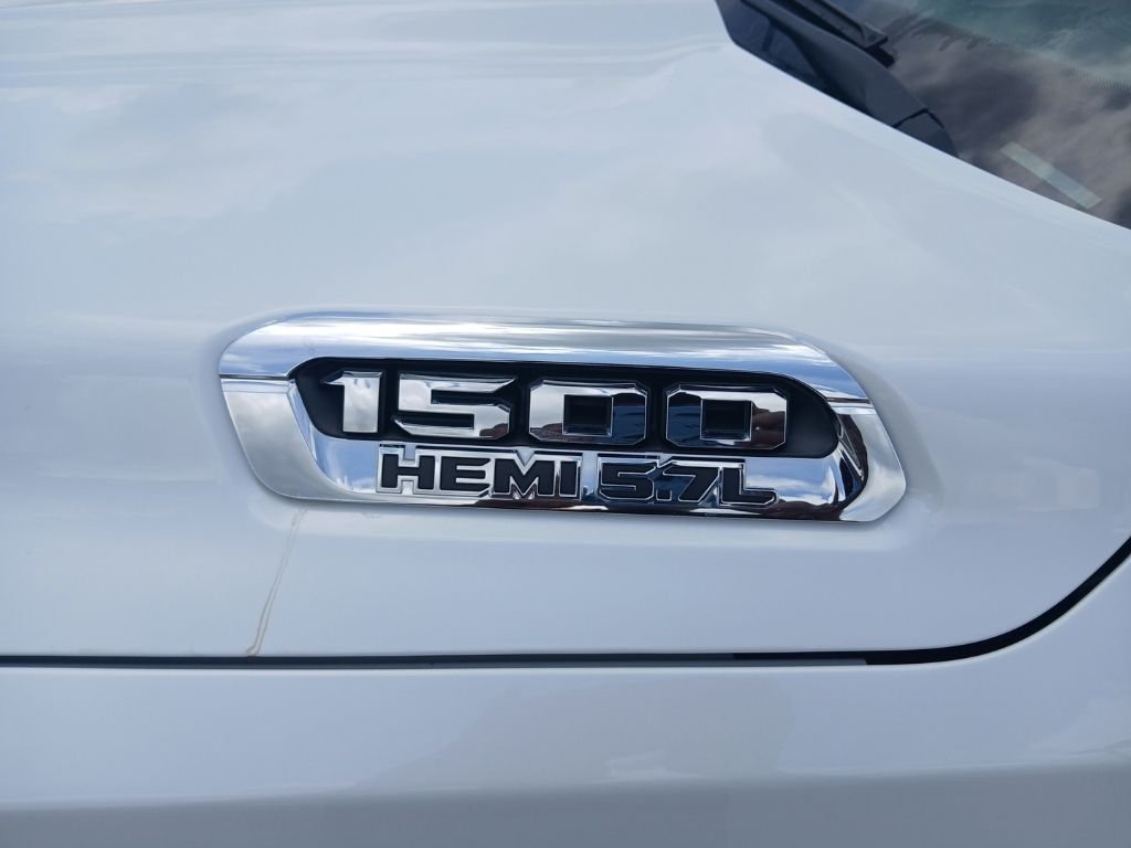Used 2022 White Ram Laramie image 13