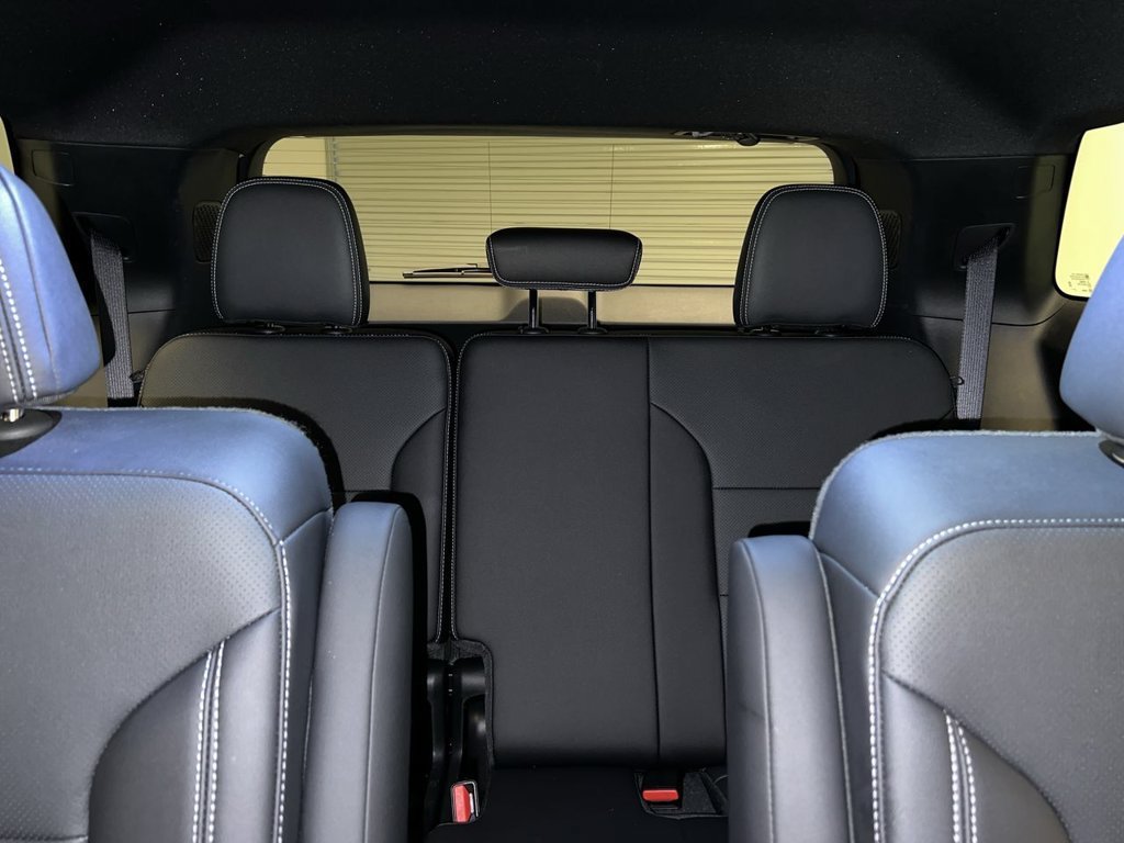 2025 Chevrolet Traverse LT - Photo 23
