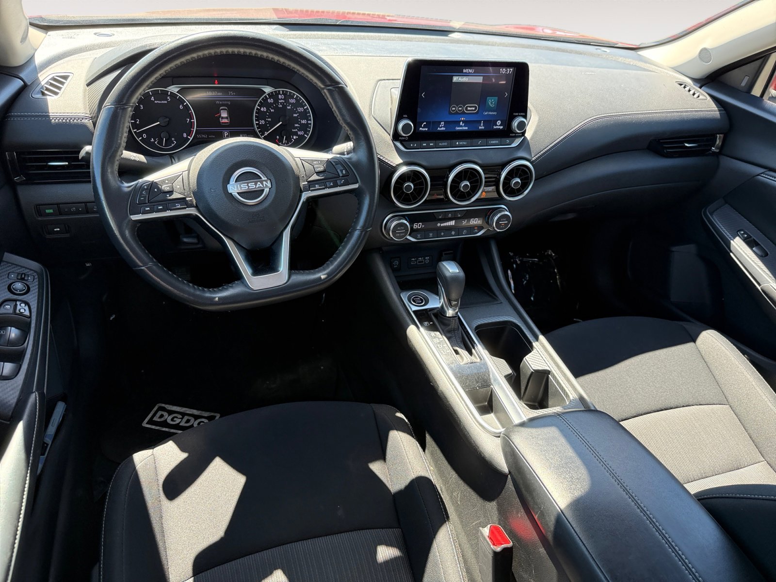 Used 2024 Scarlet Nissan SV image 15
