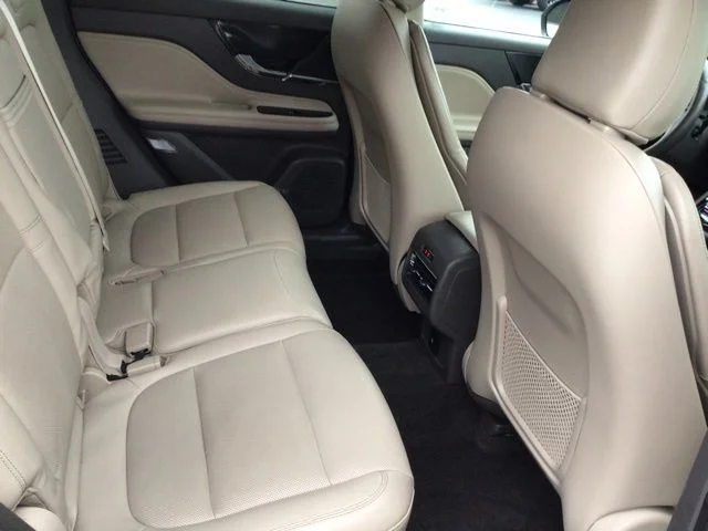 Used 2022 Ceramic Pearl Metallic Lincoln Standard image 20