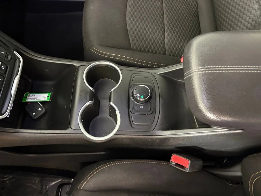 Used 2019 Black GMC SLE image 29