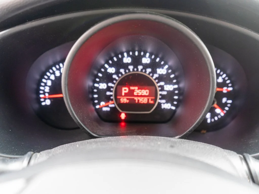 Used 2019 Gray Kia Base image 19