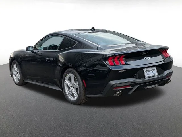 2026 Ford Mustang EcoBoost Premium Fastback - Photo 5
