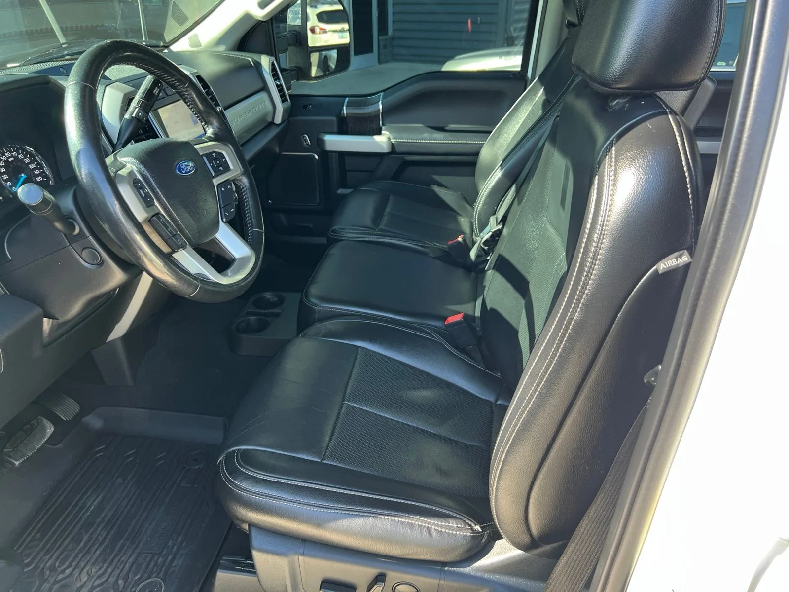 Used 2021 Star White Metallic Tri-Coat Ford Lariat image 13