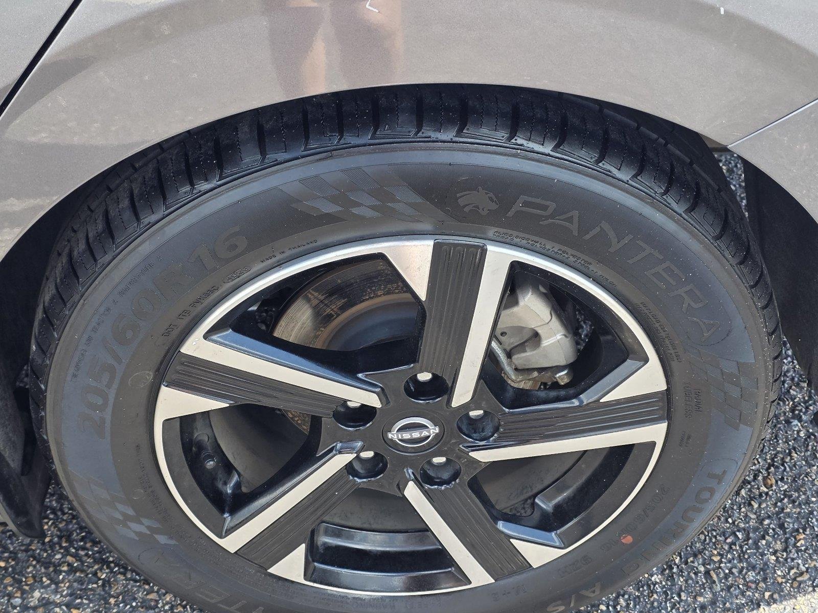 Used 2024 Gun Metallic Nissan SV image 28