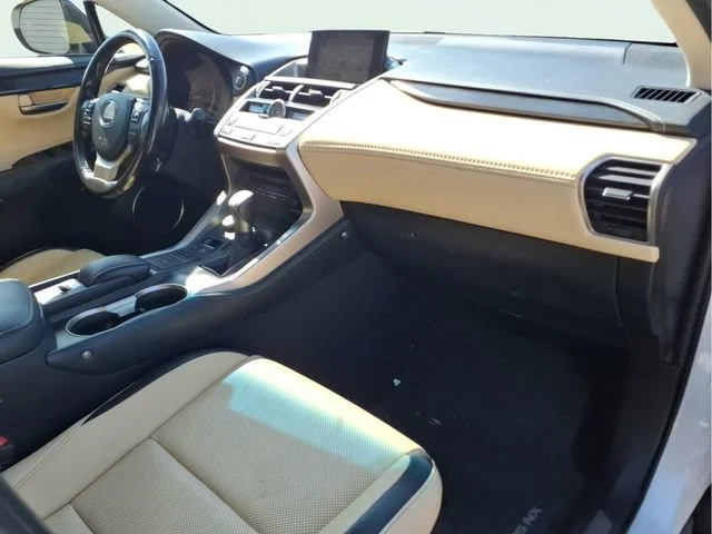 Used 2016 White Lexus  image 20