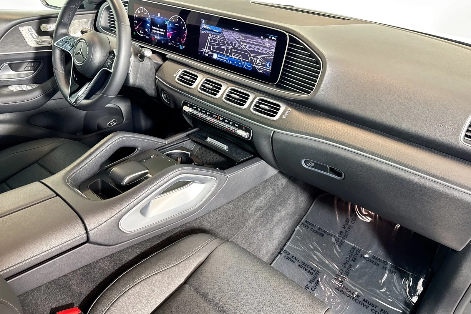 Used 2024 Obsidian Black Metallic Mercedes-Benz GLE 350 image 28