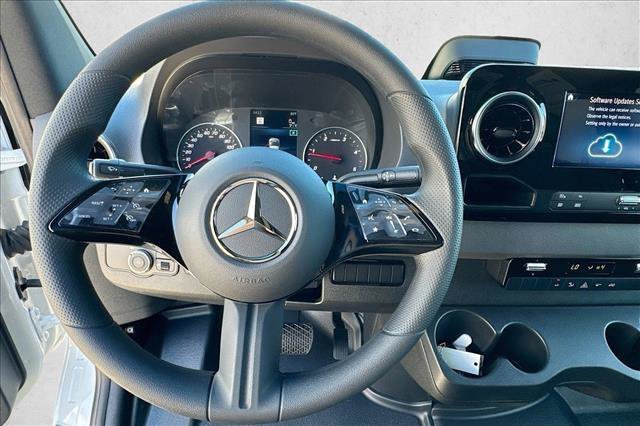 2026 Mercedes-Benz Sprinter Cargo Van Base - Photo 38