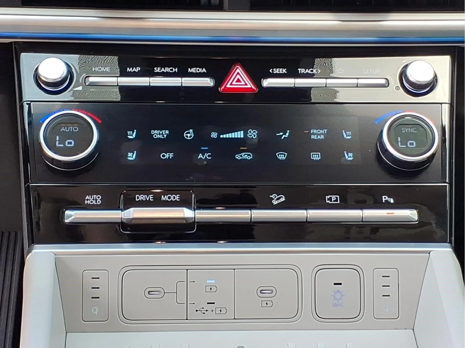 Used 2025 Phantom Black Hyundai Calligraphy image 15