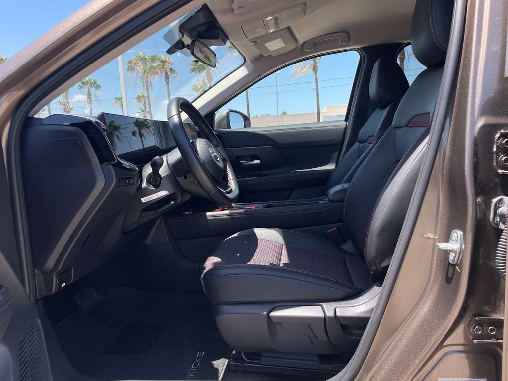 Used 2025 Brown Nissan SR image 9