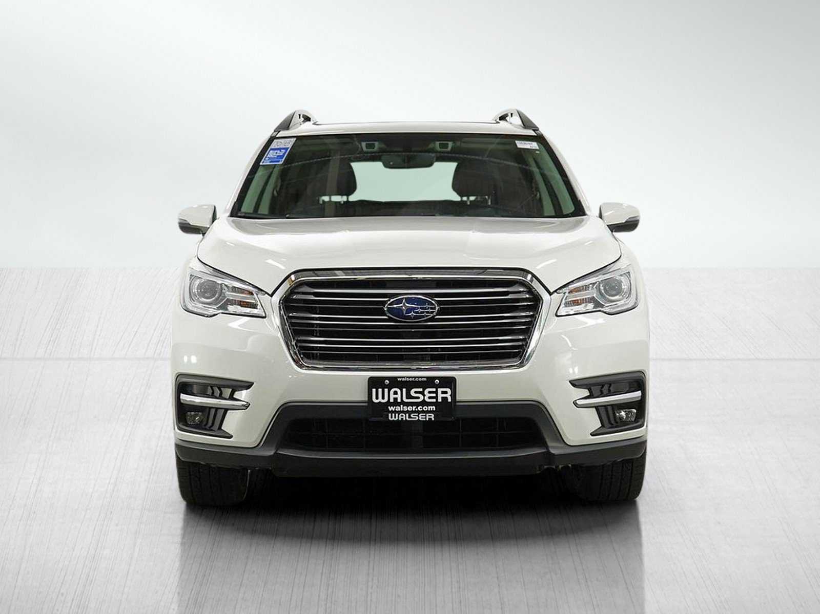 Used 2021 Crystal White Pearl Subaru Limited image 9