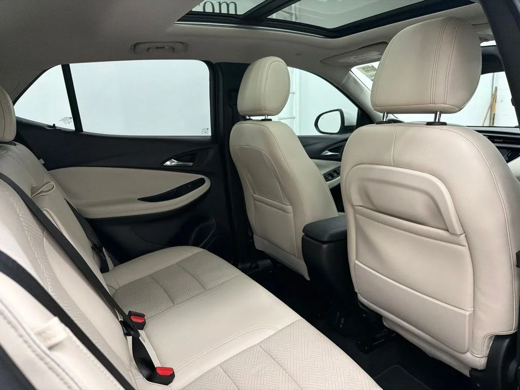 Used 2020 White Buick Essence image 30