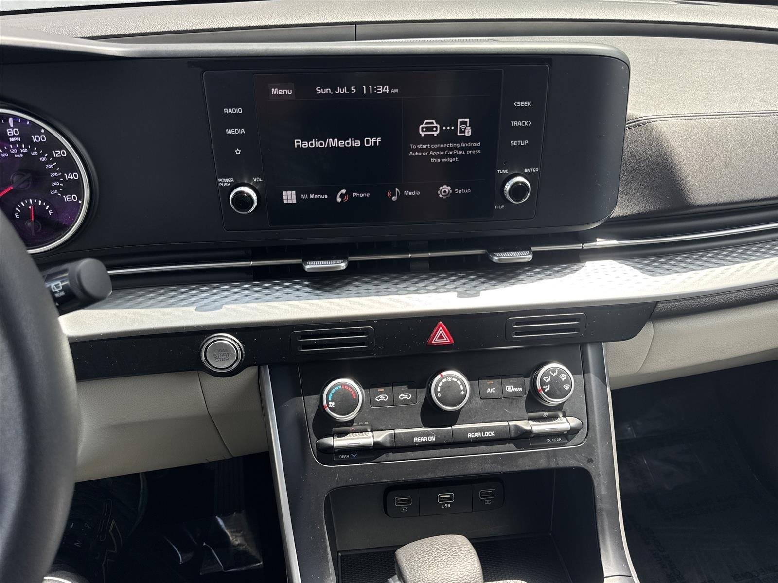 Certified Used 2024 Snow White Pearl Kia LX image 14
