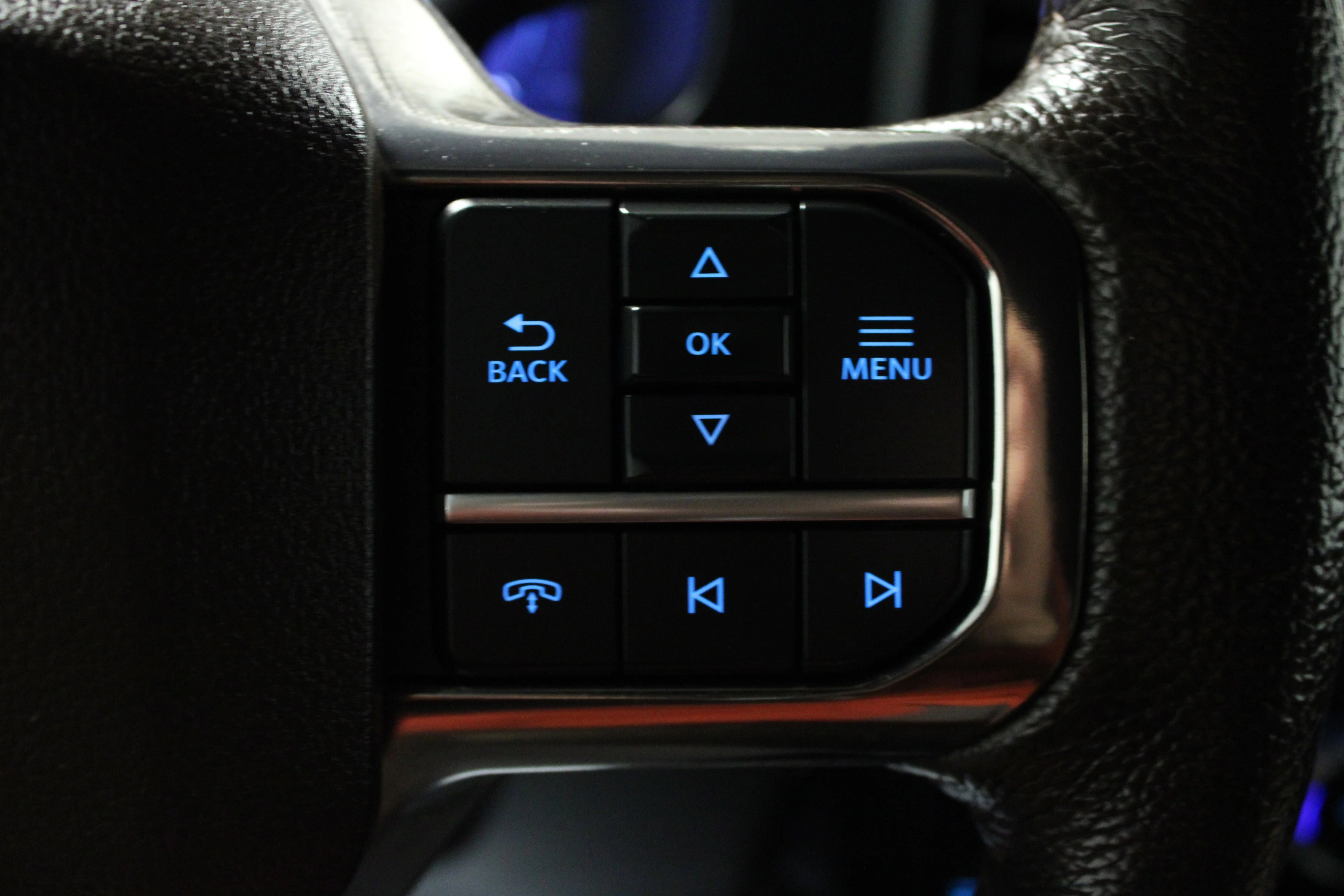 Used 2023 Agate Black Metallic Ford King Ranch image 21